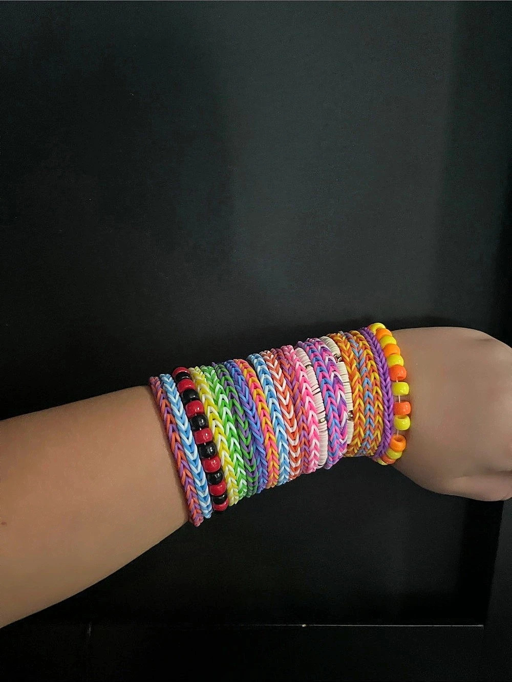 Multicolor bracelets
